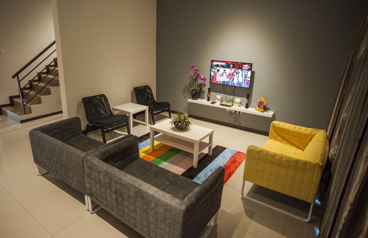 Myhome@teak 6 *